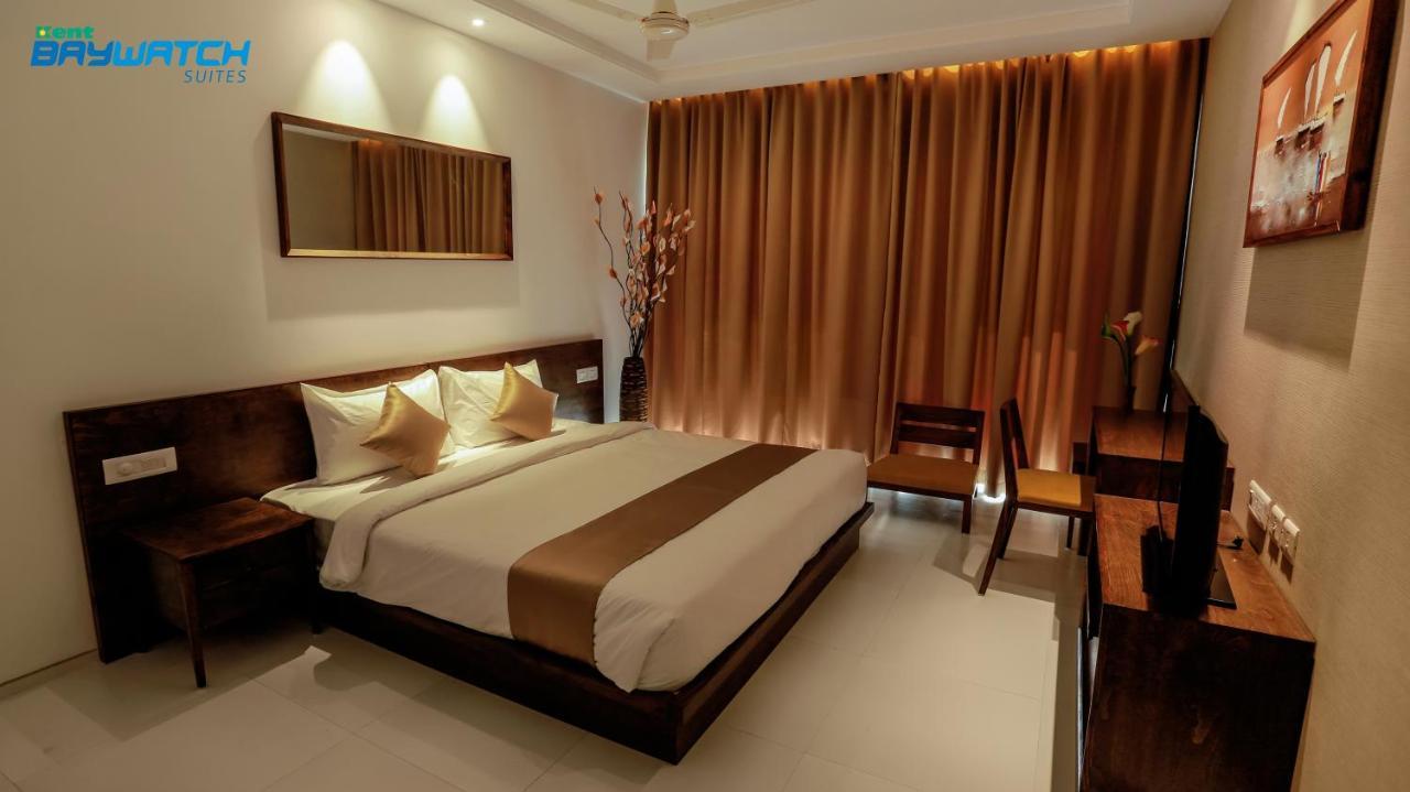 Kent Baywatch Suites Kochi Exterior foto